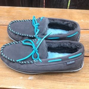 L.L. Bean women’s moccasins size 7